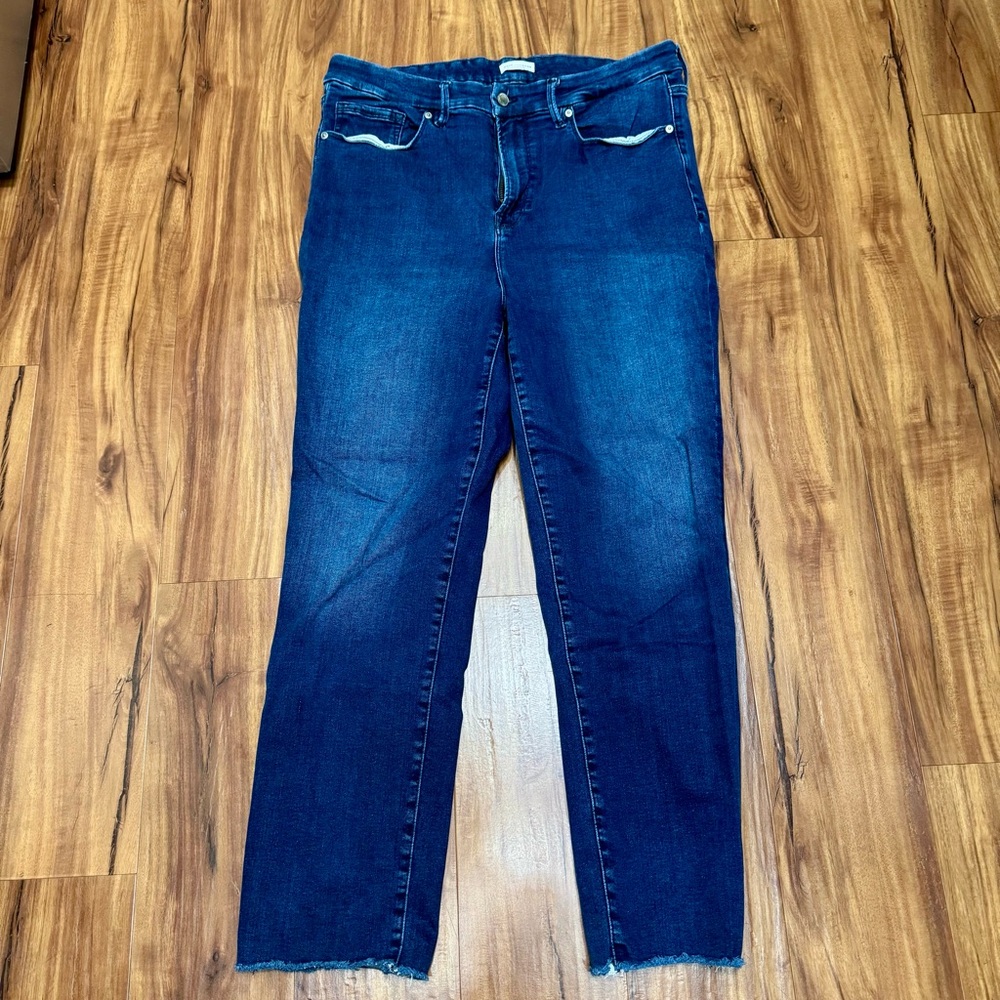 Good American Always Fits Good Classic Slim Straight Leg Jeans - size 14-16.
